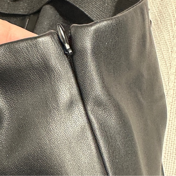 Zara high rise faux leather leggings, size XL, elastic waistband, seamed - Picture 4 of 15